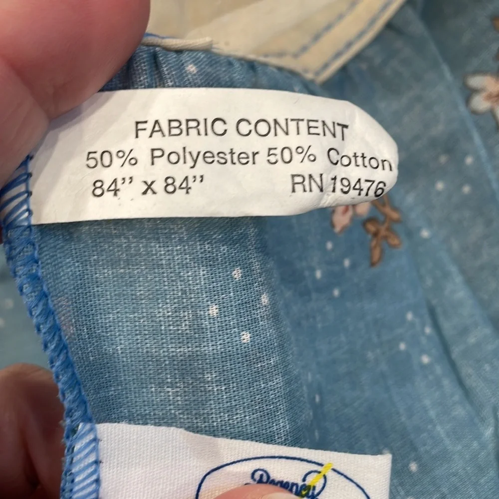 Vintage 80s curtain panel